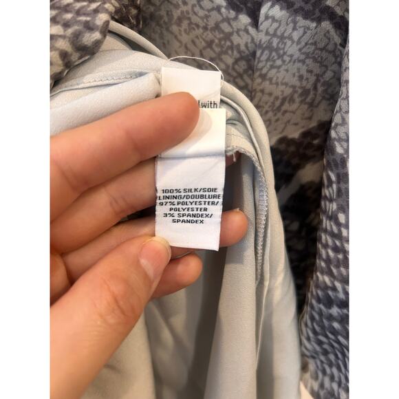 Diane von Furstenberg Fleurette Silk Chiffon Kaftan Dress Snakeskin Size 6 - Picture 8 of 10